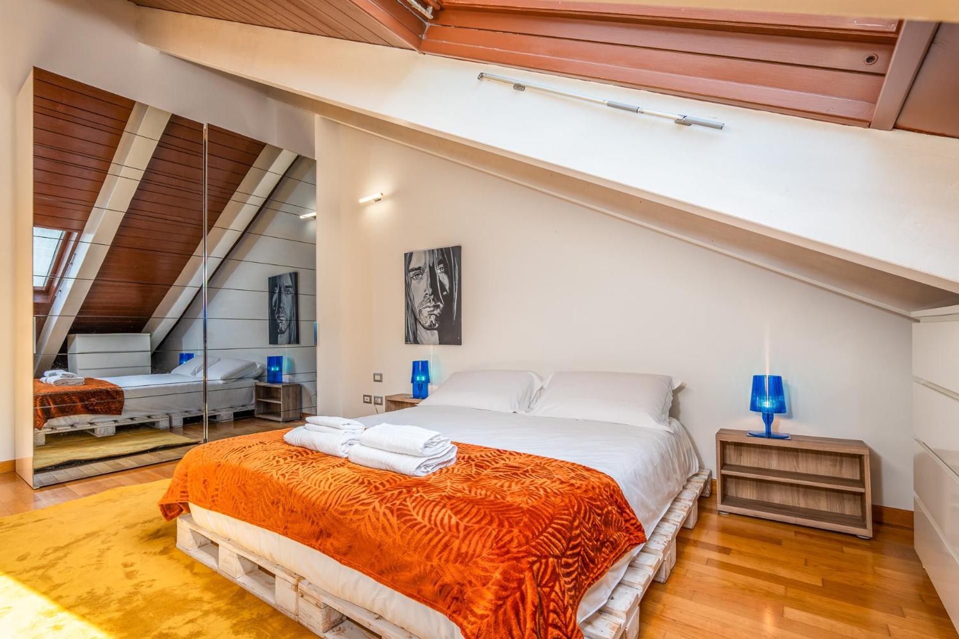 Loft Design On 3 Levels Near The Polytechnic Apartment Mailand