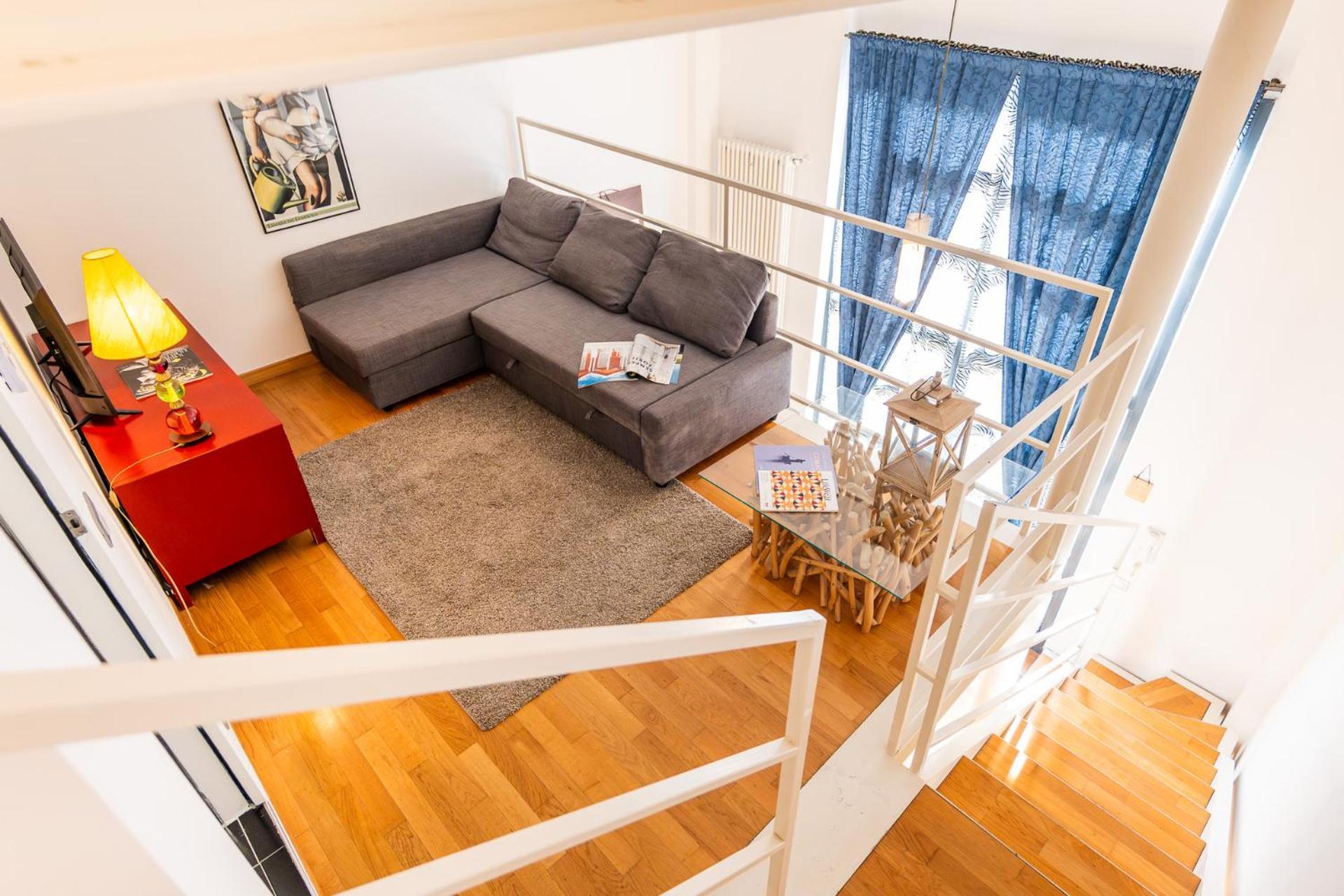 Loft Design On 3 Levels Near The Polytechnic Apartment *