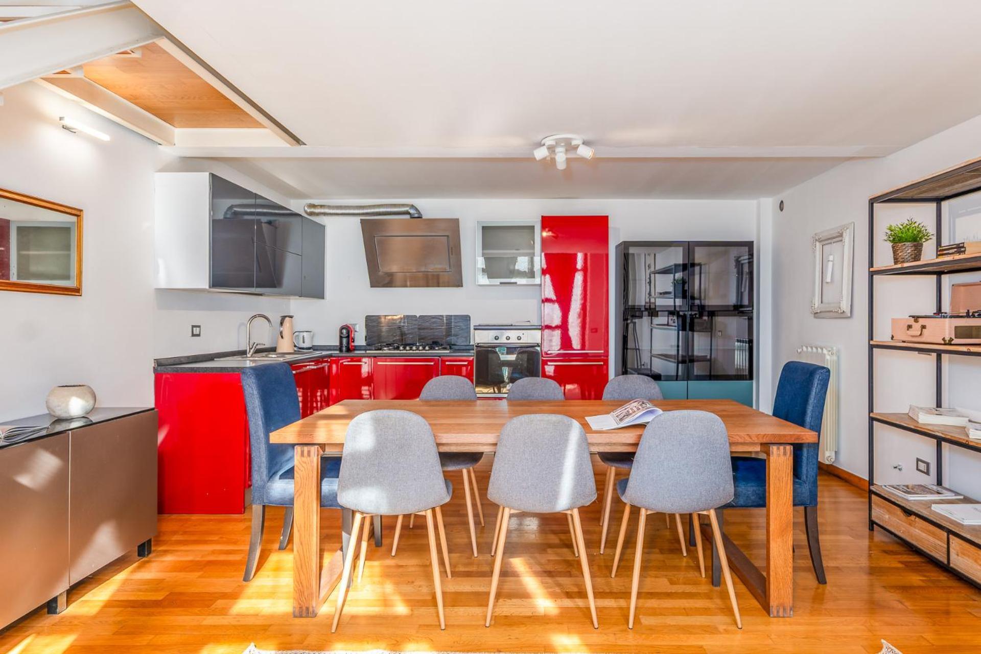 Loft Design On 3 Levels Near The Polytechnic Apartment