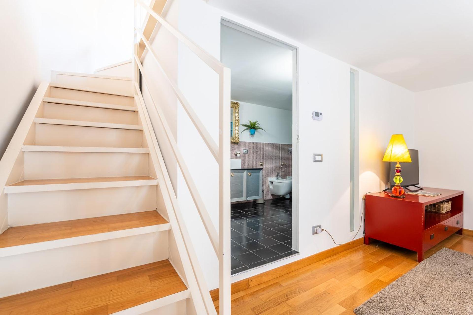 Loft Design On 3 Levels Near The Polytechnic Apartment